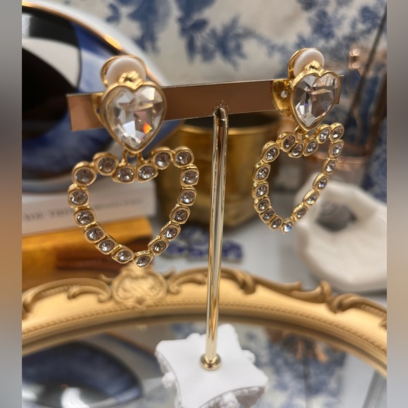 🆕 OSCAR DE LA RENTA 🧿 Crystal Heart Earrings 🪬 - Picture 12 of 16